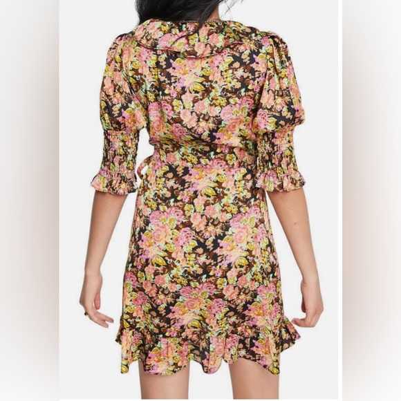 Top shop beautiful floral wrap dress - Picture 2 of 7